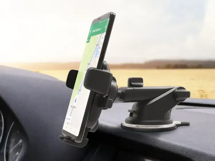 Mount Car Phone Holders While Driving